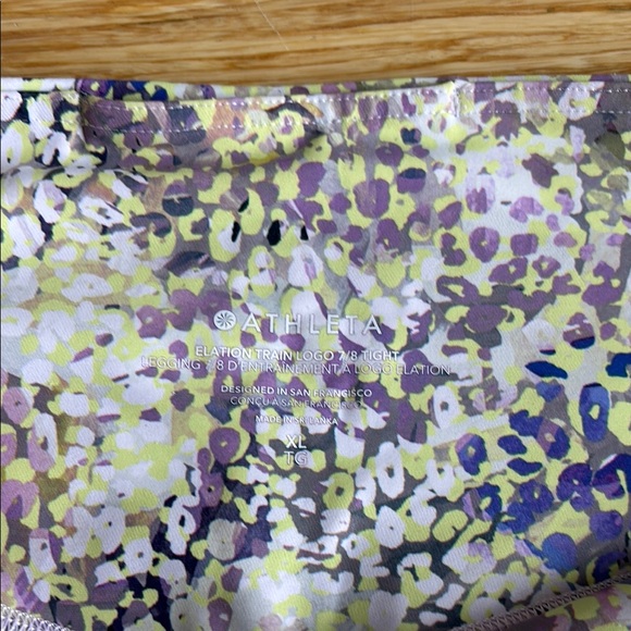 Women’s Athleta Elation Leggings - Picture 2 of 2